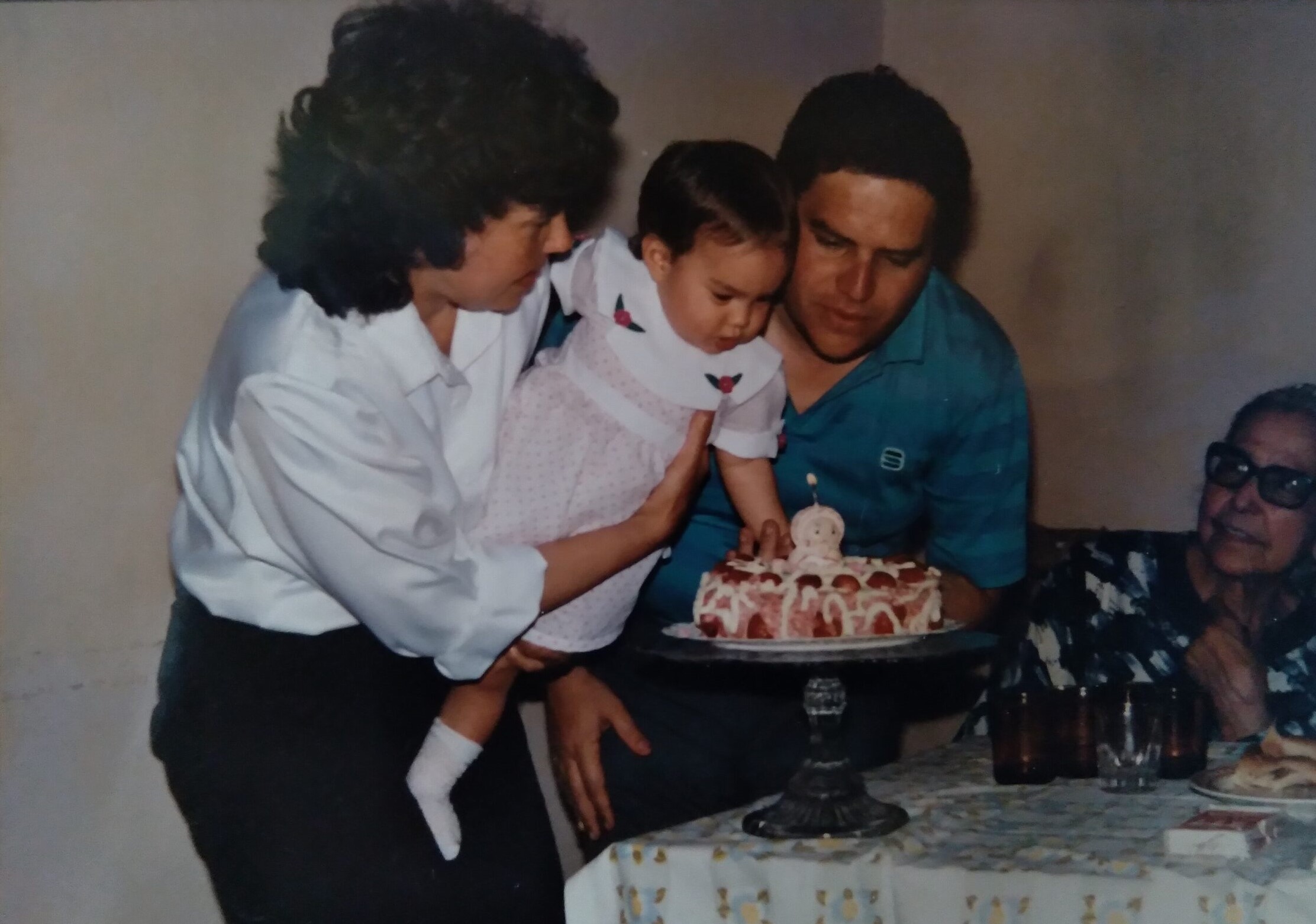 Las suplicantes (de Eurípides). Teatro<br />
Nacional de Grecia. Dirigida por Stathis Livathinos (N-t.gr).