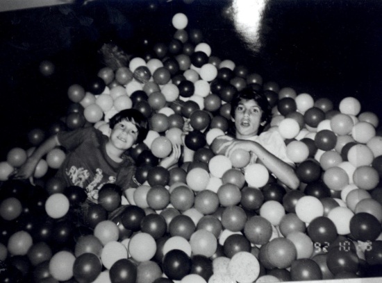 La yemení Tawakul Karman con las liberianas Leymah Gbowee y Ellen Johnson-Sirleaf durante la recepción del Premio Nobel de la Paz 2011.