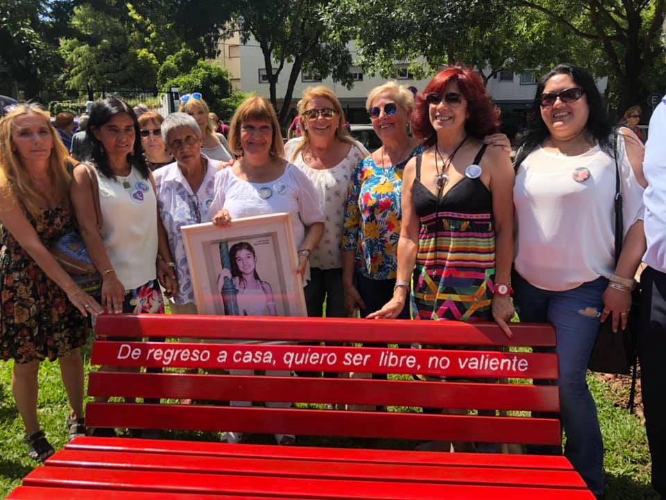 Abuelas de Plaza de Mayo, Argentina (Abuelas.org).